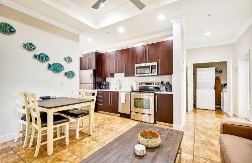 2BR Beach Club – Heated Pool, Hot Tub & Beach - Foto 12