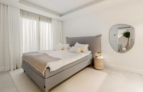 Benalus 4-Bedroom Duplex in Golden Mile - Foto 39