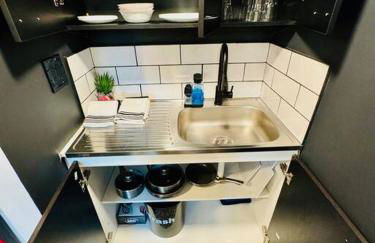 New Tiny Home Uptown Phoenix (Unit E) - Foto 4