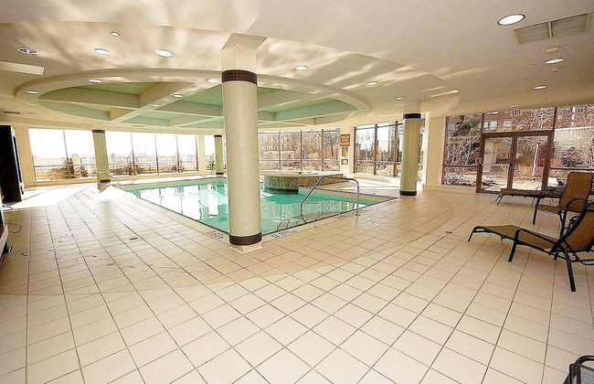 Sarkar Suites - 3888 Duke of York Blvd - Photo 27