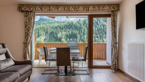 Garni Hotel Gardena App Dolomites 3 - Foto 5