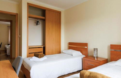 Costa's Guest House - Photo 12