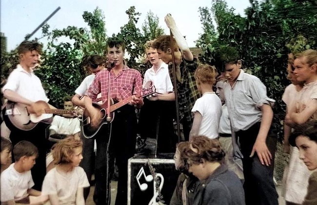 Beatles City Taxi Tours (durata 2 ore) - Foto 3