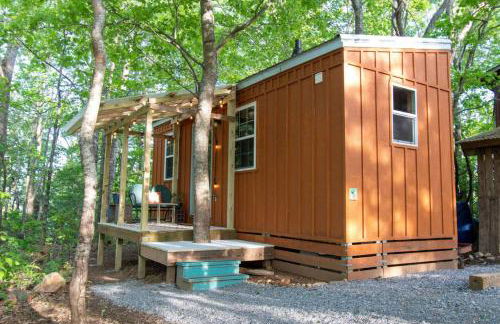 The Peach Perch - Ridgetop Tiny Home, and 20 Minutes to Asheville! - Foto 20