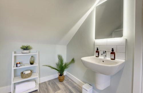 The Nook - A modern 2 bedroom loft with parking - Foto 16