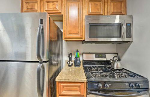 Central and Contemporary NJ Condo Steps to Shore! - Foto 9