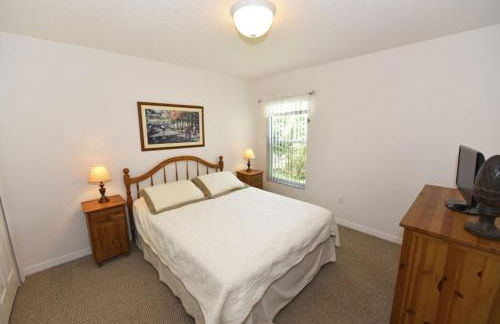 Lakeside 4-bed Pool Home At Villa Sol 4 Bedroom Home by Redawning - Foto 20