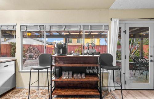 Mira Mesa Family Retreat 4BR with Balcony and Firepit - Photo 71