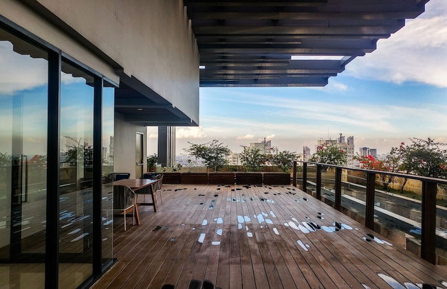 Nice and Elegant 2BR Apartment at Veranda Residence Puri - Foto 30