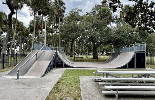 Pool, Waterfront Community, Palmetto Beach Compound 2 - Foto 6