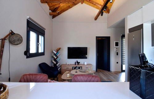 Politis Luxury Home - Photo 22