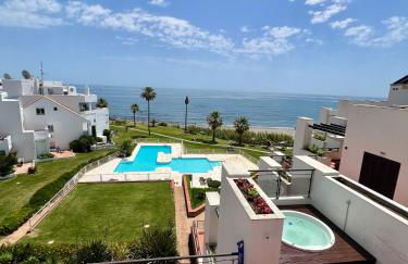 SEAVIEW PENTHOUSE PREMIUM LUXURY-Casares Del MAR - Photo 20