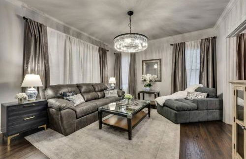 Boho 1BR Condo w Private fenced yard - Foto 1