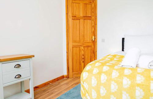 Spacious 4 Bedroom Home in Central Milton Keynes - Foto 23