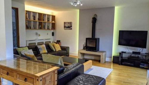 Detached 4 Bedroom Luxury Home - Foto 5