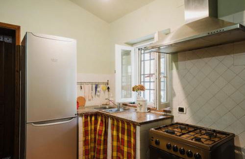 Rustic House near Lucca With Private Parking and Garden! - Foto 10