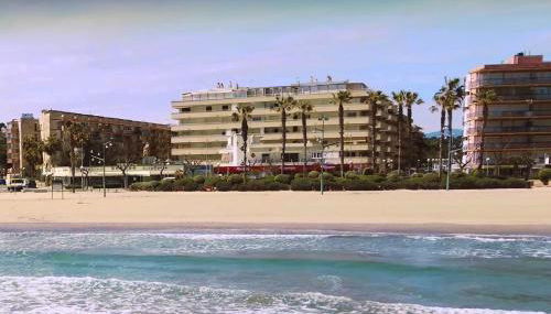 La Perla Apartment, Paradis Park, La Pineda - Ático 1ª línea - Solarium - WiFi - Piscina - Foto 5