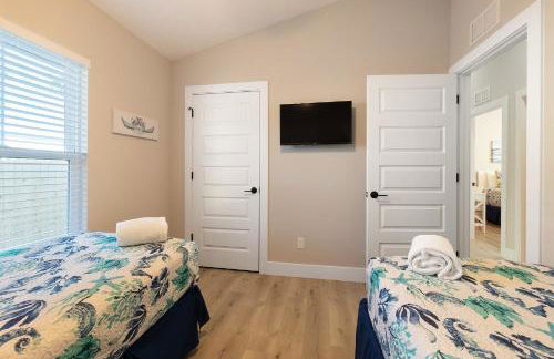 SunRay Cottage - Minutes to Downtown & Beaches - Foto 18