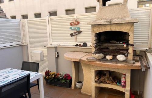 Cozy Beach House with Pool & BBQ - Foto 5