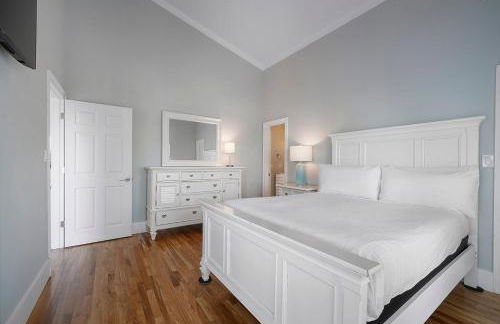 Coral Shores - Huge Beach House with an Ocean View & Private Covered Pool - Foto 18