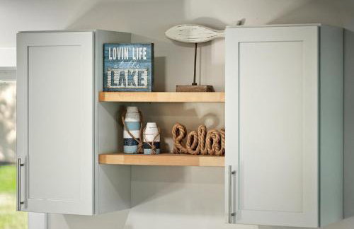 Lakefront - Spacious Family Getaway with Dock! - Foto 40