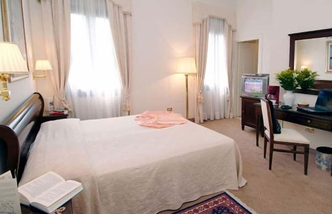 Villa Crispi - Photo 3