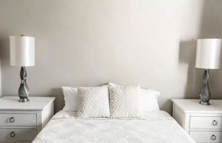 10 Min to Downtown - Pet-friendly, TV with Parking - Foto 8