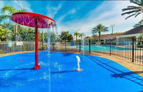 Beautiful Apartment Near Disney - Photo 19