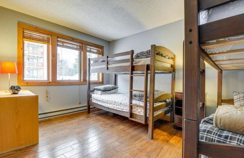 Less Than 1 Mi to Mt Snow Charming Condo with Fireplace - Photo 8