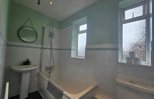 Spacious 3bedroom Apartment-Short and Long Stays-Contractors and Families - Foto 13