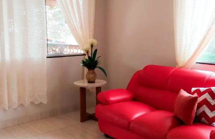 Chalé Confortável e Completo com piscina - Photo 11