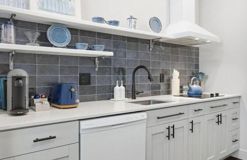 The Ma Rainey Glam King Studio in LaVilla Pool - Foto 22