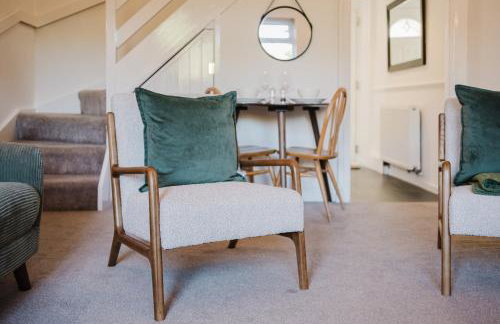 Corner House - Bright 2 Bed in Cheltenham - Photo 107