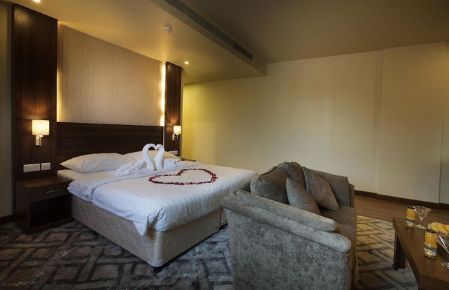 Lily Hotel Suite Mubarraz - Photo 4