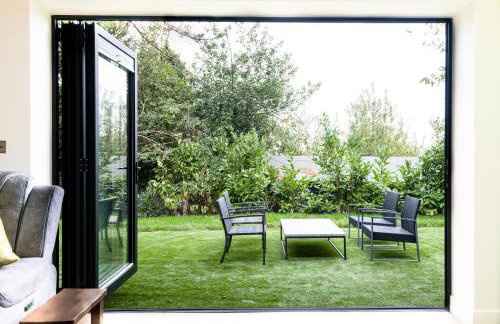 Amos Lodge Deluxe Accommodation - Photo 5