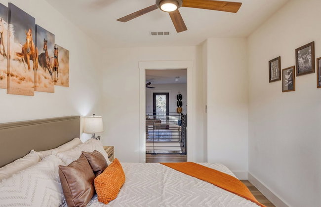 Pool, Hot Tub, Game Room, Fire Pit Luxe & Private 4bdr Maverick by Avantstay - Foto 115