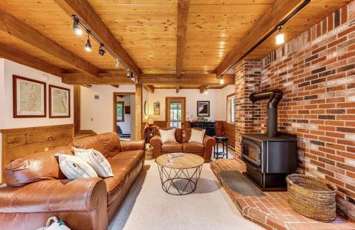 Bartlett Vacation Rental with Wraparound Deck! - Photo 1