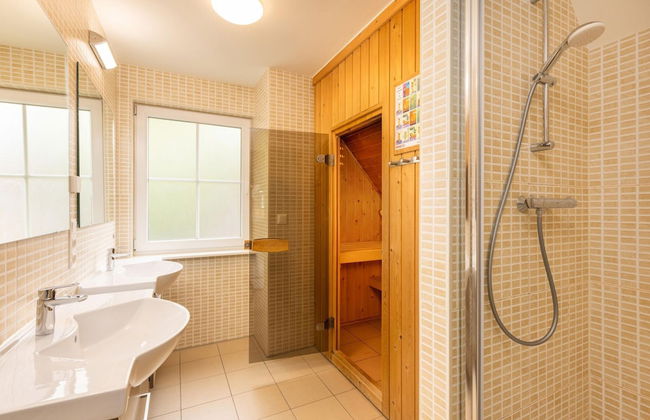 Tranquil Resort Stay w/ Sauna - Foto 9