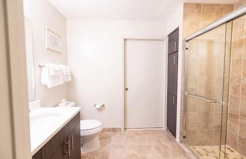 Penthouse Retreat with Rooftop Pool Explore Silver Spring & Washington DC - Foto 29