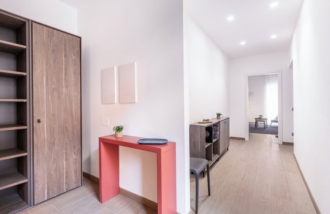 JOIVY Exclusive 2-Bedroom Villa with Private Garden - 5 minutes from the Colosseum - Photo 59