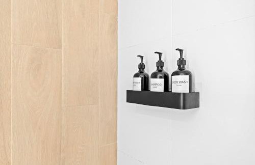 Stylish 3BR Retreat EWR MetLife NYC Access - Foto 17