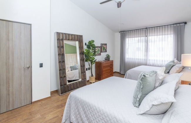 Enjoy SMA Nestled in Nueva Escondida - Foto 12