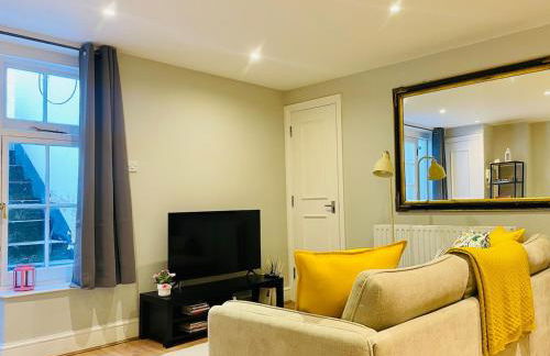 4 Bedroom House Central London - Free Parking - Foto 11