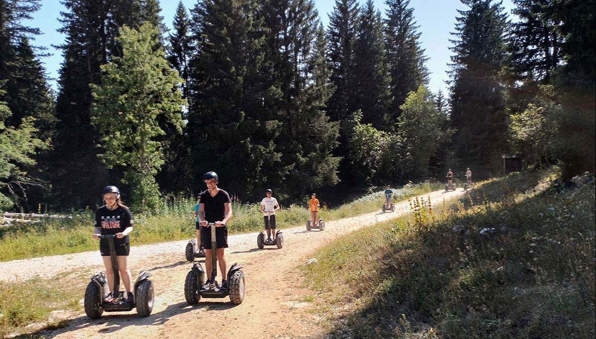 Recorriendo en segway los bosques alpinos de Saboya