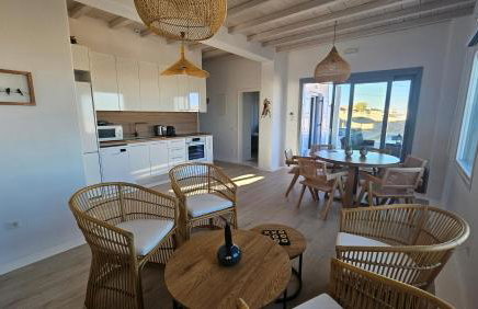 Aether Mykonos 3BR Villa with Serene Port & Town Views - Foto 16