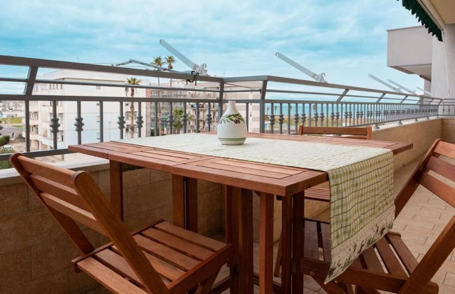 Charming Margherita di Savoia Apartment With Sea Views - Photo 19