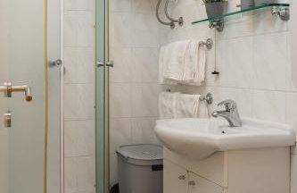 Adriatic Charm: Coastal Heaven of Dubrovnik - Foto 8