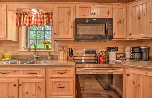 Secluded Mountain Cabin in Wardensville! - Foto 13