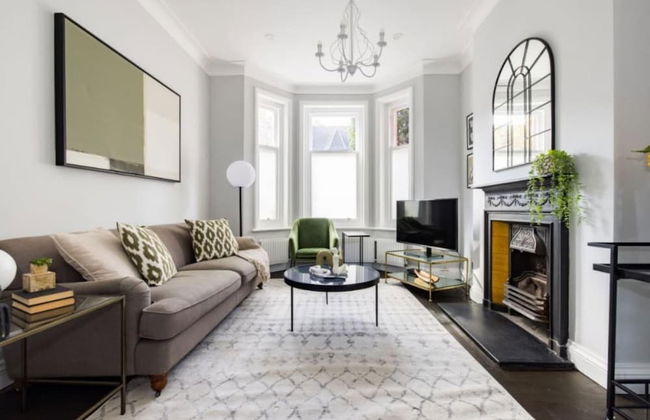 The Streatham Hill Wonder - Spacious 4bdr House With Garden and Terrace - Foto 1