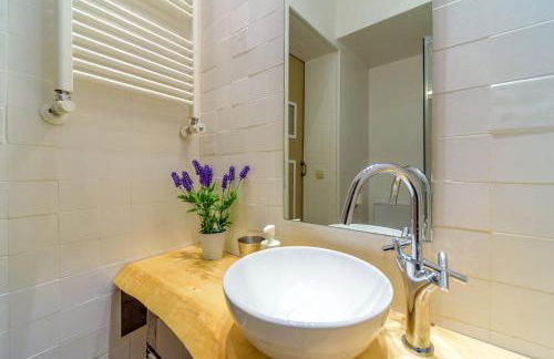 Stylish Loft at Madrid's Heart, Chueca - Photo 7